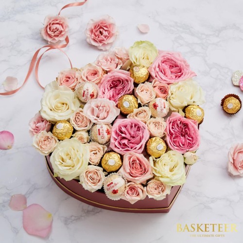 Ferrero Rocher With Sweet Flowers Gift Box