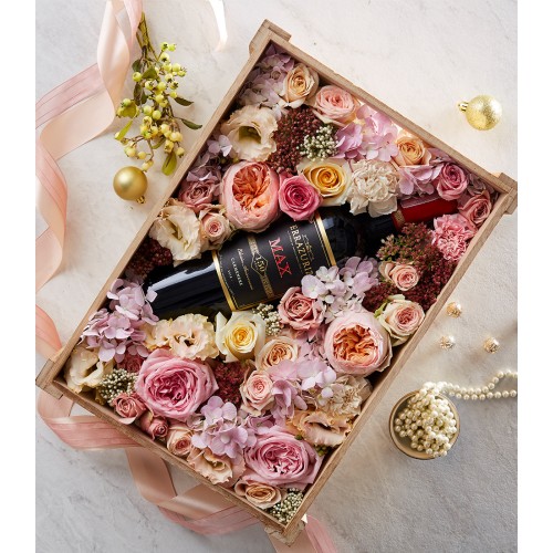 Classic Wine & Glamorous Flowers Gift Box