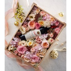Luxury Wine & Flowers Gift Box