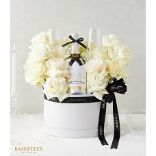 Chic White Playa Roses Affair for Valentine's Day