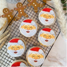 Santa Claus cupcakes, 9 pieces