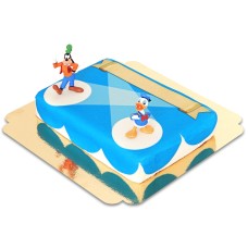 Donald and Goofy on stage cake