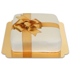 white gift cake