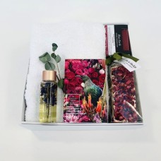 Vintage Love Gift Box
