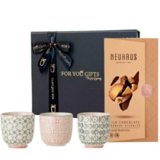 Pampering package Bloomingville Cups with Neuhaus chocolate