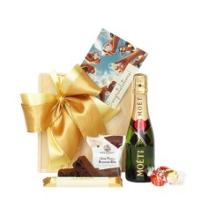 Sparkling Best Wishes With Champagne