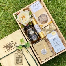 Golden Gourmet Foodie Gift Basket
