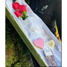 Alcohol Free Roses Flower Box