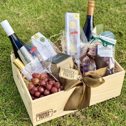 Pinot Noir Lovers Gift Basket