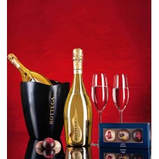 Bottega Gold with Chocolates