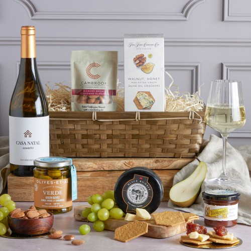 Luxury White Wine, Cheese and Quince Hamper