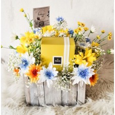 Bright Flowers & Chocolate Combo