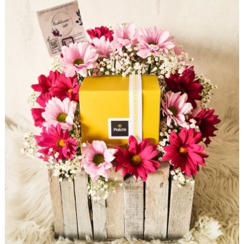 Pink Flowers & Chocolate Combo