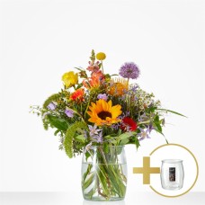 Bouquet "Special surprise" + vase (Small)