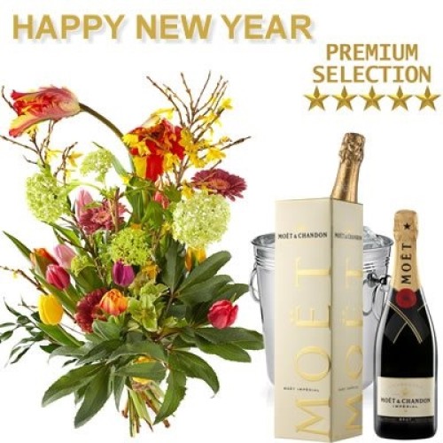 New Year's Bouquet 'Happy New Year' with MoÃ«t Chandon