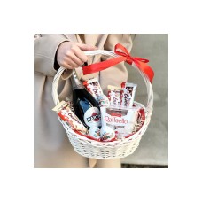Basket "Surprise for your Beloved"