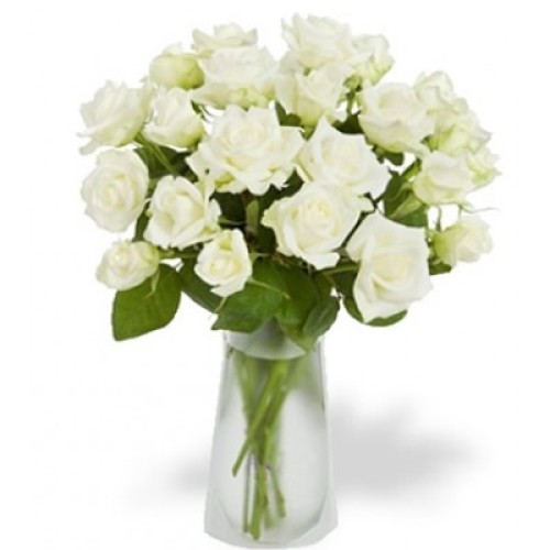 12 White Roses in Glass Vase