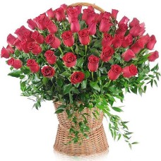 100 roses in a basket (Small)