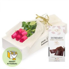 5 pink roses with chocolate