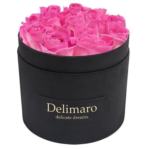 Masterbox - pink roses in a black box