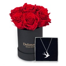 Eternal Red Roses and Necklace ANIA KRUK