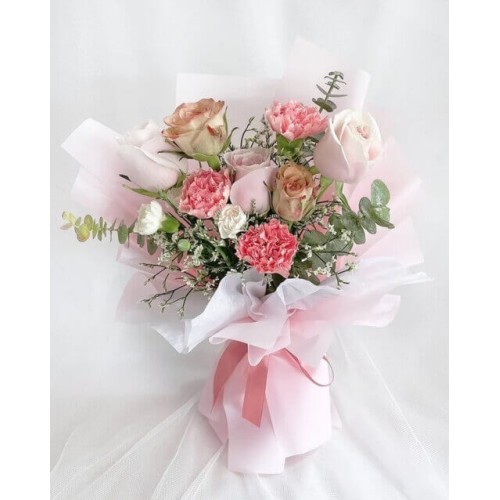 Noura's Touch (Small)
