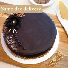 Signature Chocolate Mousse Etoile (6 inches)