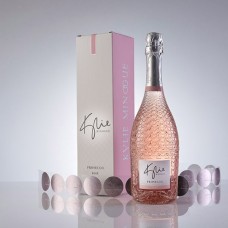 A Kylie Minogue Prosecco Rose in a Bespoke Gift Box