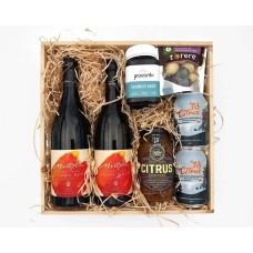 Glorious Gisborne Gift Box Red + White Wine