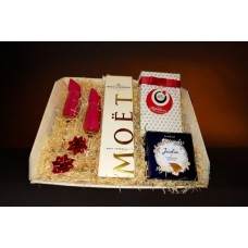 Moet Champagne and Chocolates Luxury Hamper