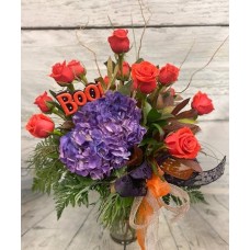 Rose Boo-quet (As Shown
12 Roses with Hydrangea)