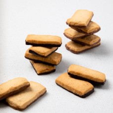 Macadamia Nut Shortbread - Milk Chocolate Layer