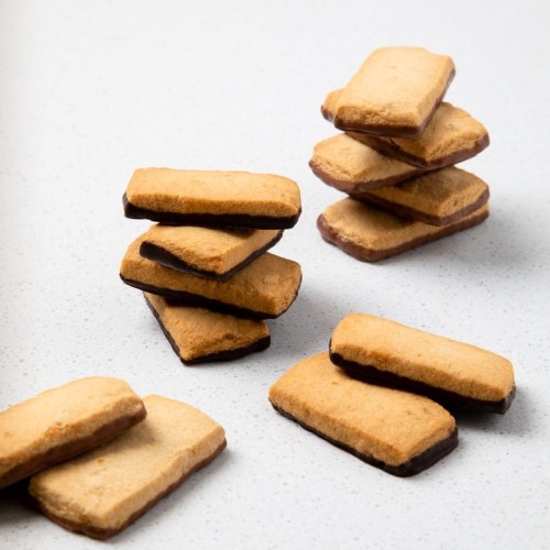 Macadamia Nut Shortbread - Milk Chocolate Layer