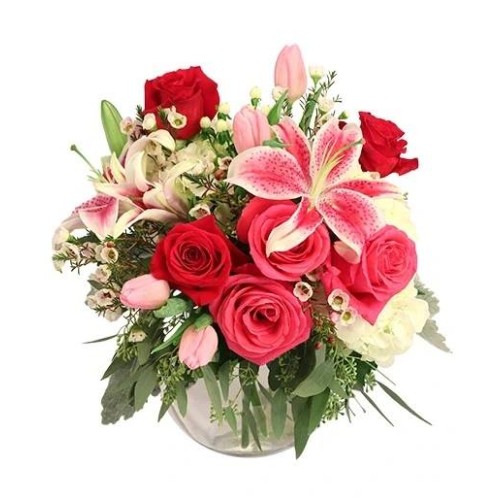 ROMANTIC DAYDREAM VASE ARRANGEMENT (Standard)
