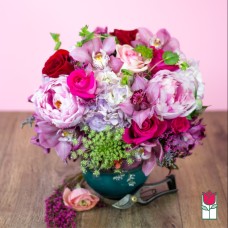 Chloe Bouquet (Standard)