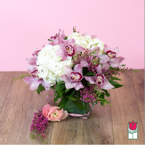 Ocean Villa Tropical Bouquet (Standard)