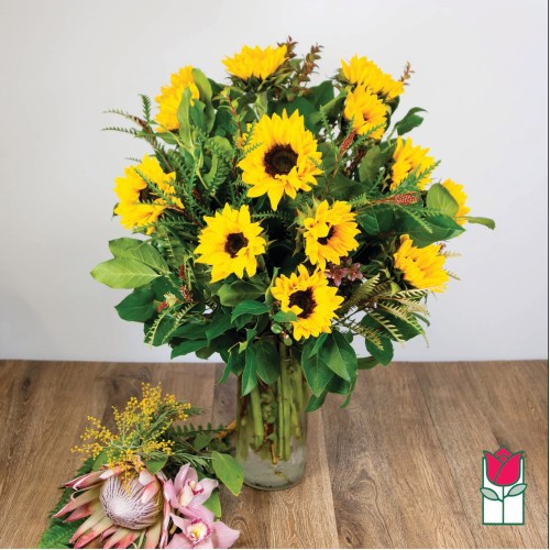 Luxe Sunflower Bouquet (Standard)