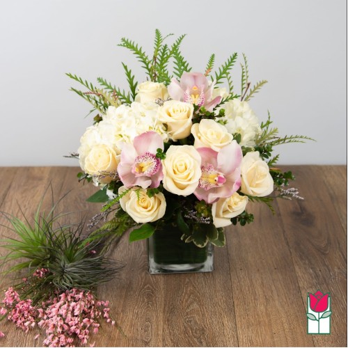 Beretania's Olivia Bouquet (Standard)