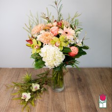 Beretania's Shimmer Bouquet (Standard)