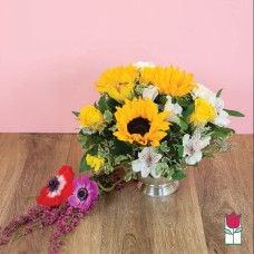 Beretania's Treasured Bouquet (Deluxe)