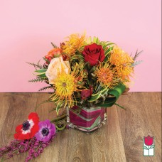 Beretania's Citrine Tropical Bouquet (Deluxe)