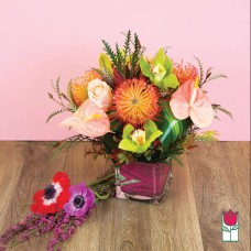 Beretania's Aquamarine Tropical Bouquet (Deluxe)