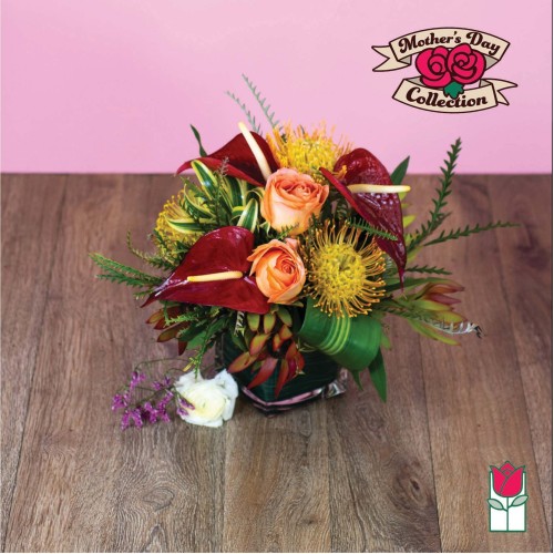 Ruby Tropical Bouquet (Standard)