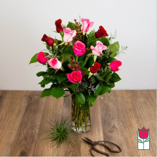 Beretania's Medium Stem Rose Arrangement - Mix (Standard)