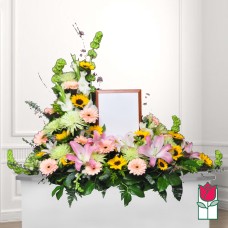 Beretania's Kaanapali Urn Spray (Deluxe)