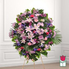 Beretania's Mackenzie Wreath (Deluxe)