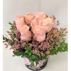 12 Pink Roses In Hat Box