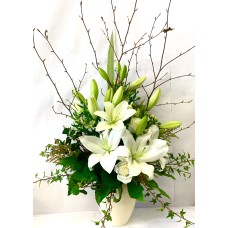 White Floral Arrangement in Vase (Regular)