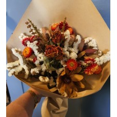 Dried flower posie