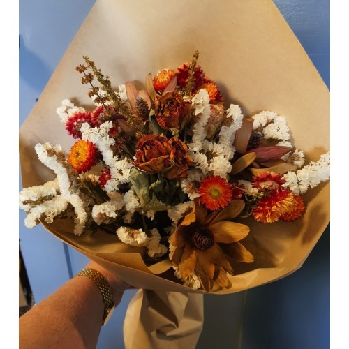 Dried flower posie